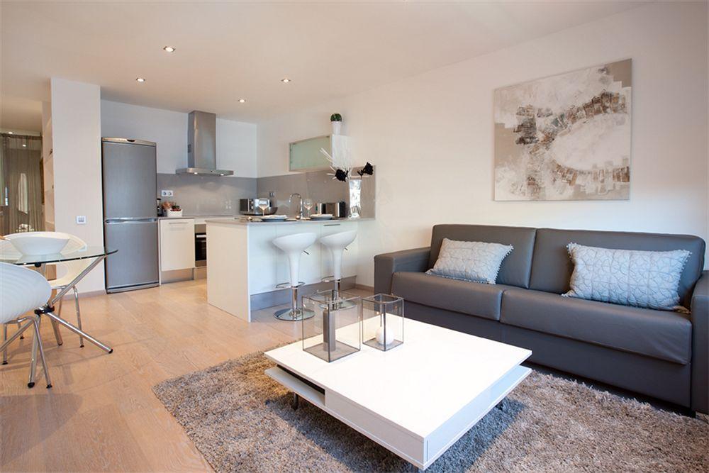 Rent Top Apartments Near Plaza De Catalunya Barcelona Eksteriør bilde