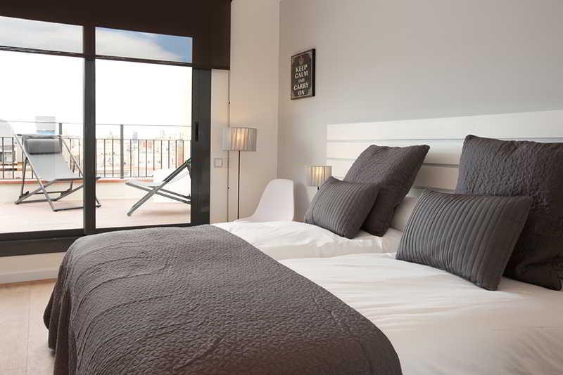 Rent Top Apartments Near Plaza De Catalunya Barcelona Eksteriør bilde