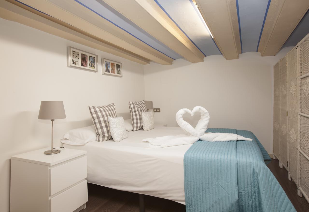 Rent Top Apartments Near Plaza De Catalunya Barcelona Eksteriør bilde