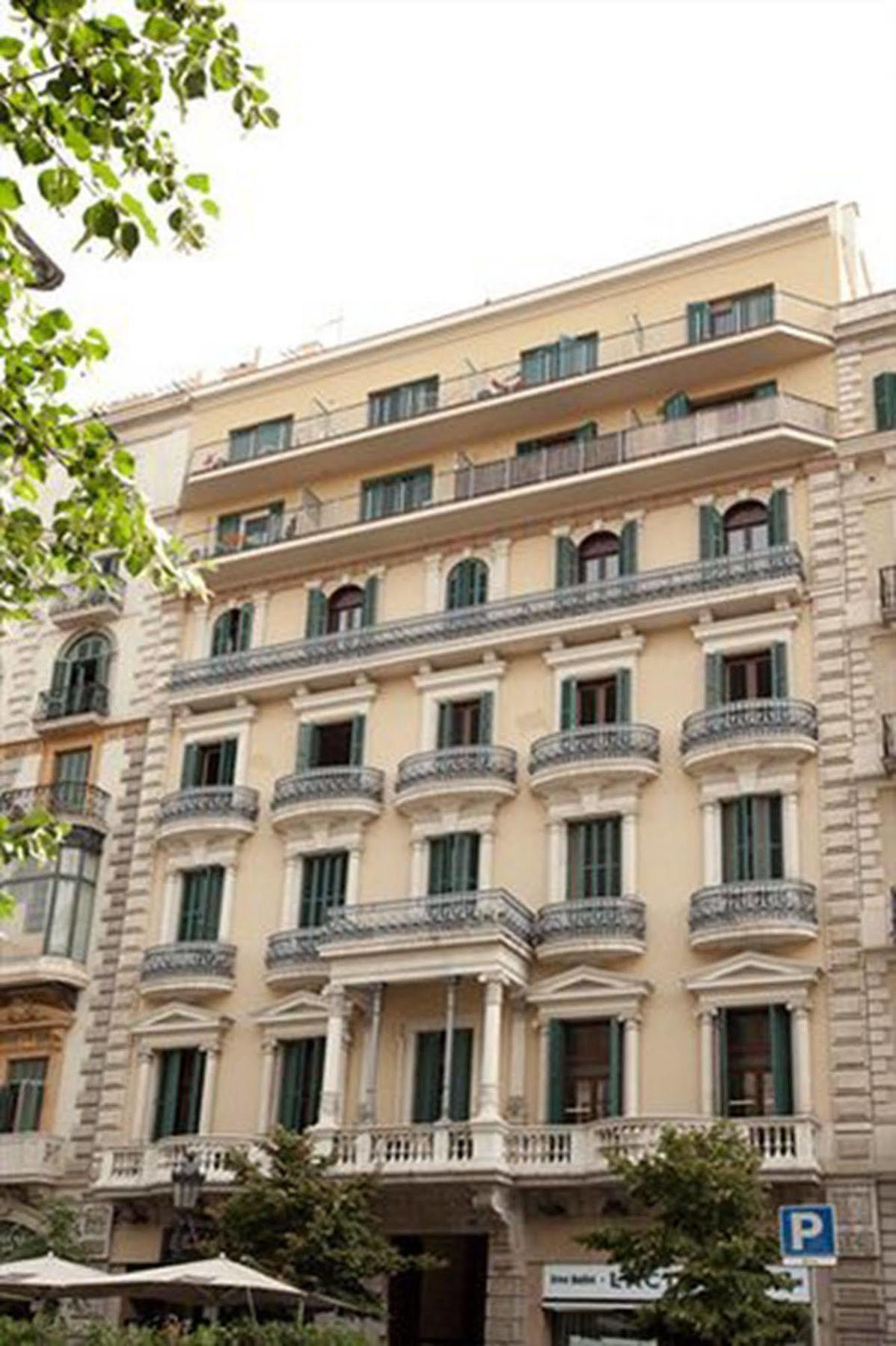Rent Top Apartments Near Plaza De Catalunya Barcelona Eksteriør bilde