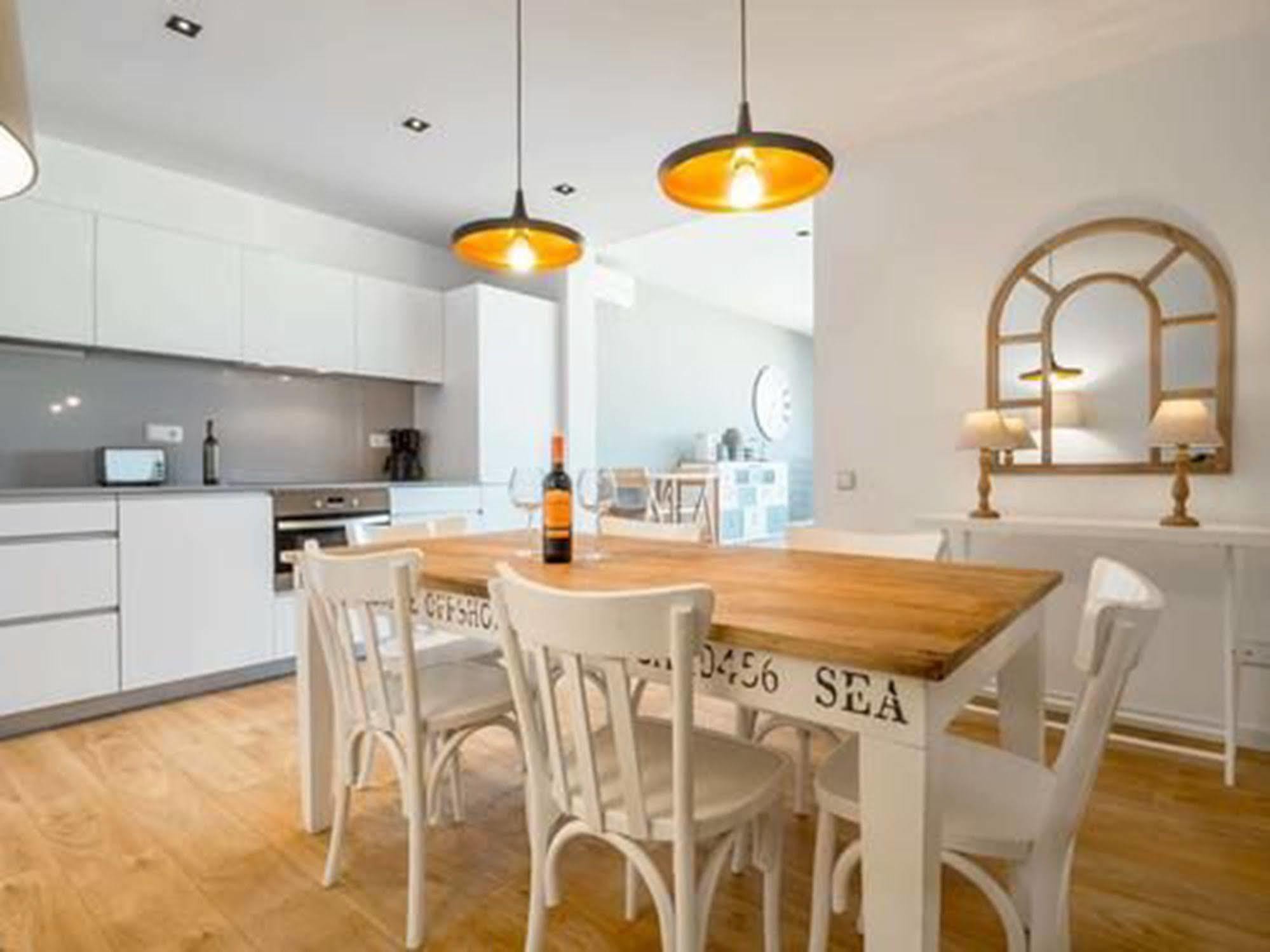 Rent Top Apartments Near Plaza De Catalunya Barcelona Eksteriør bilde