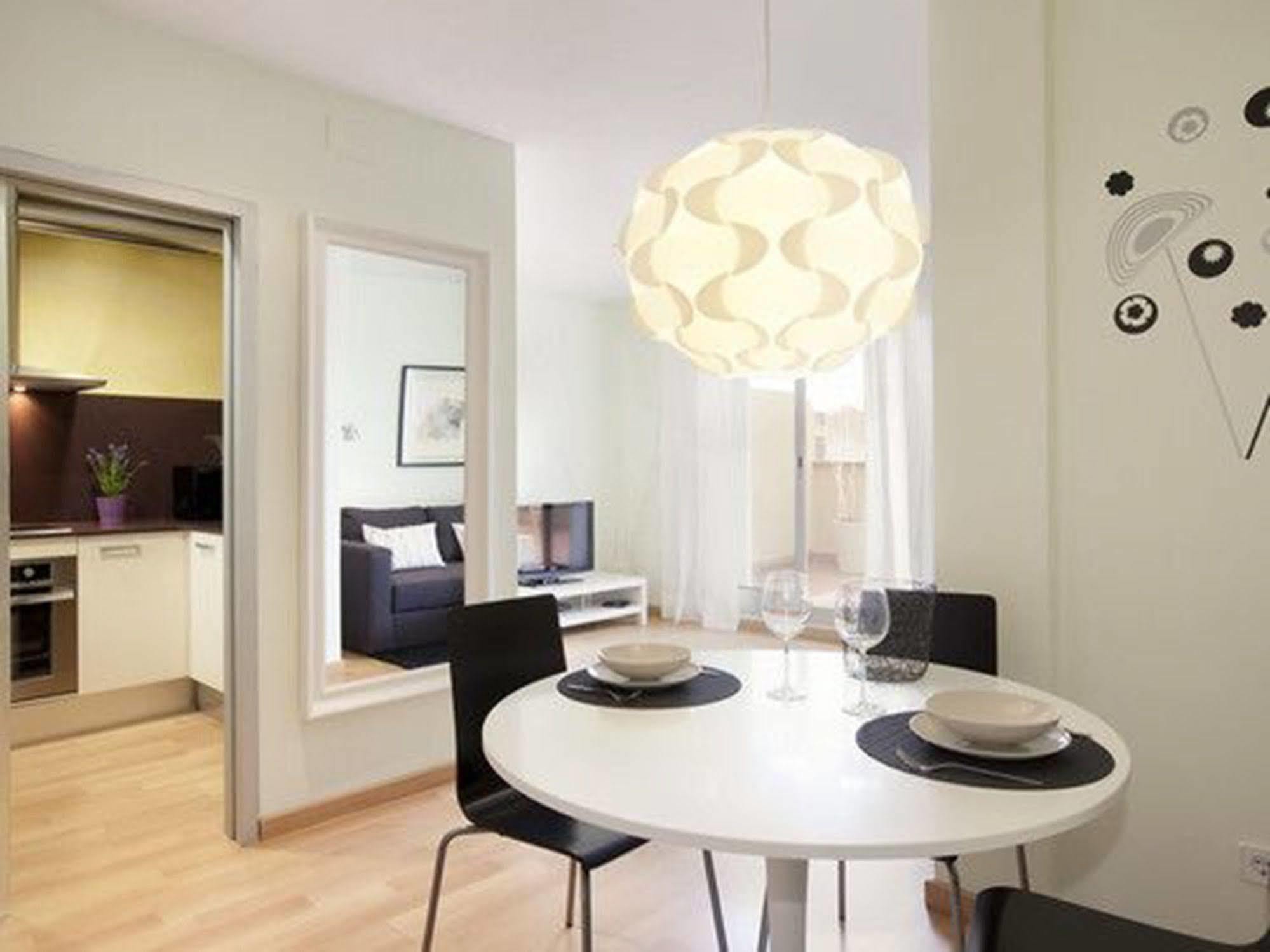 Rent Top Apartments Near Plaza De Catalunya Barcelona Eksteriør bilde