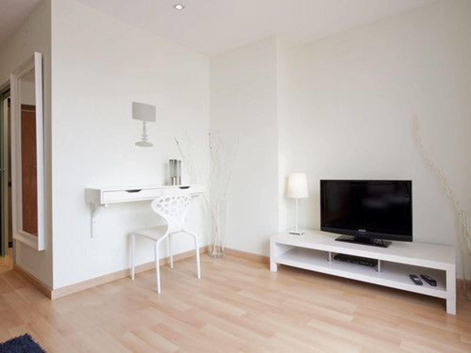 Rent Top Apartments Near Plaza De Catalunya Barcelona Eksteriør bilde