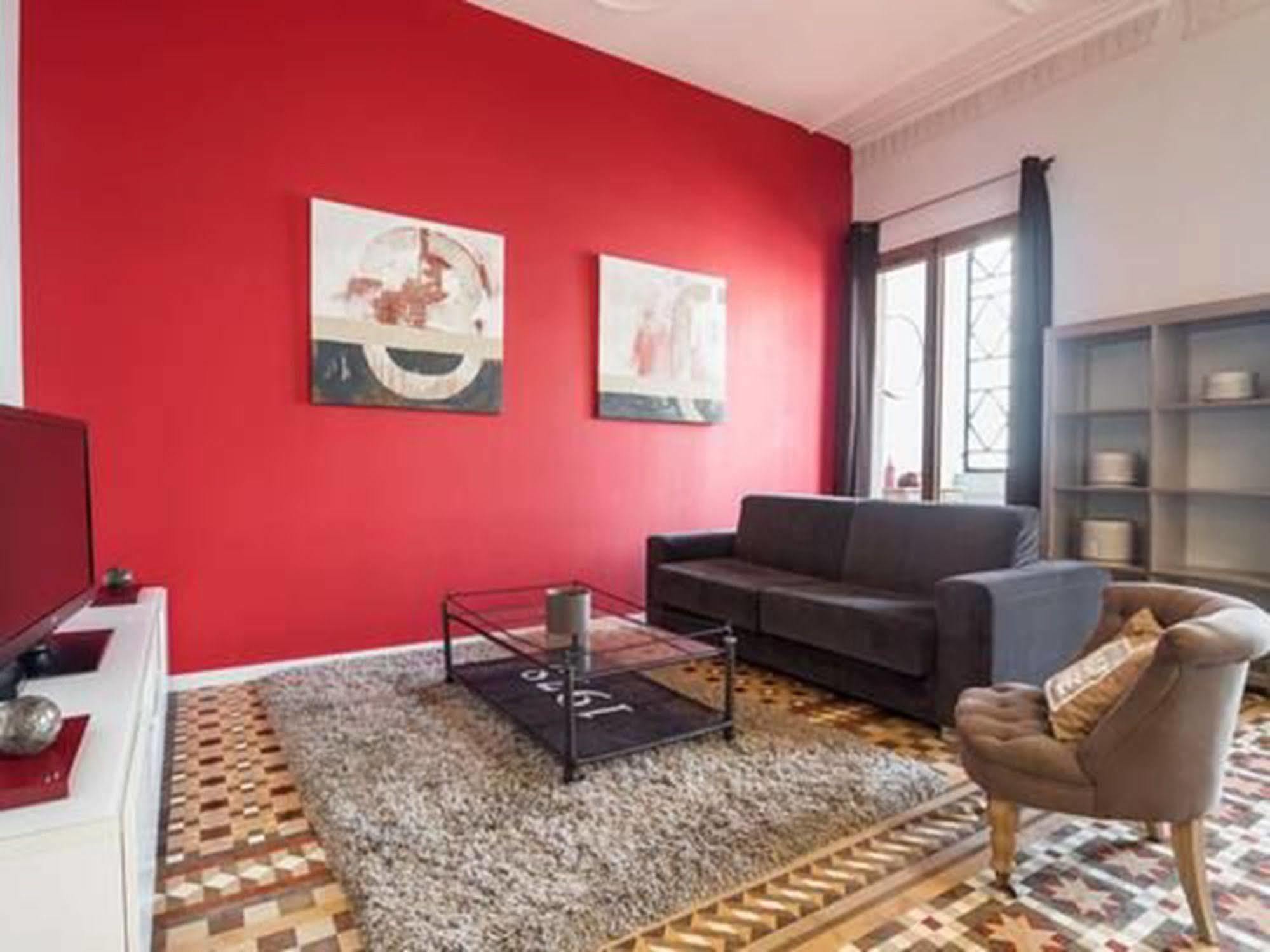 Rent Top Apartments Near Plaza De Catalunya Barcelona Eksteriør bilde