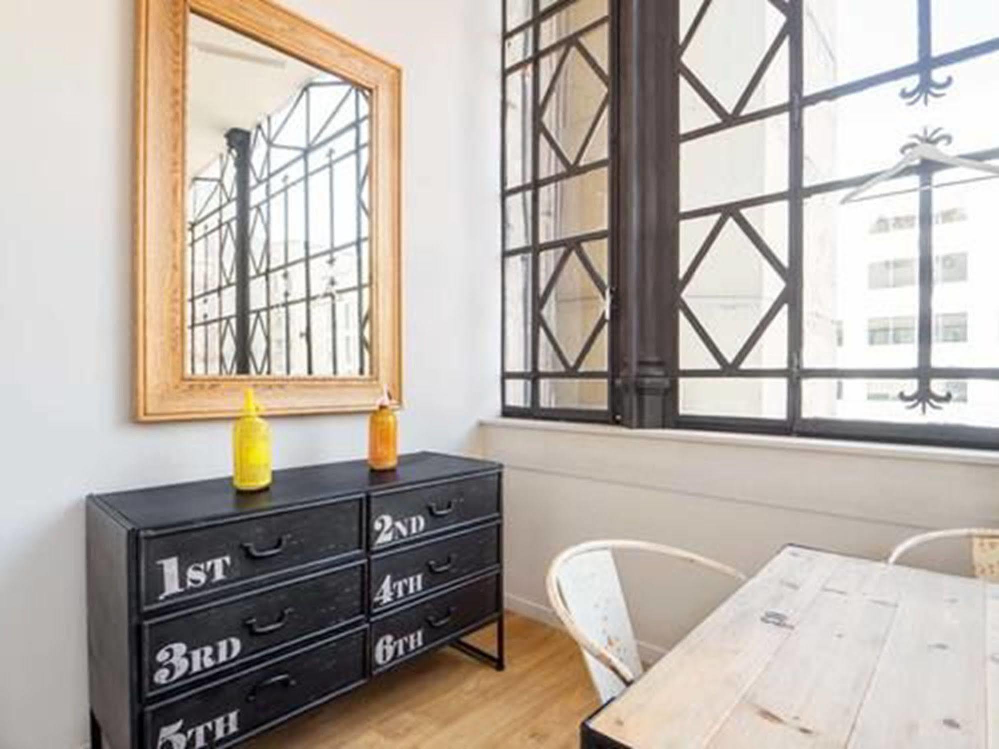 Rent Top Apartments Near Plaza De Catalunya Barcelona Eksteriør bilde