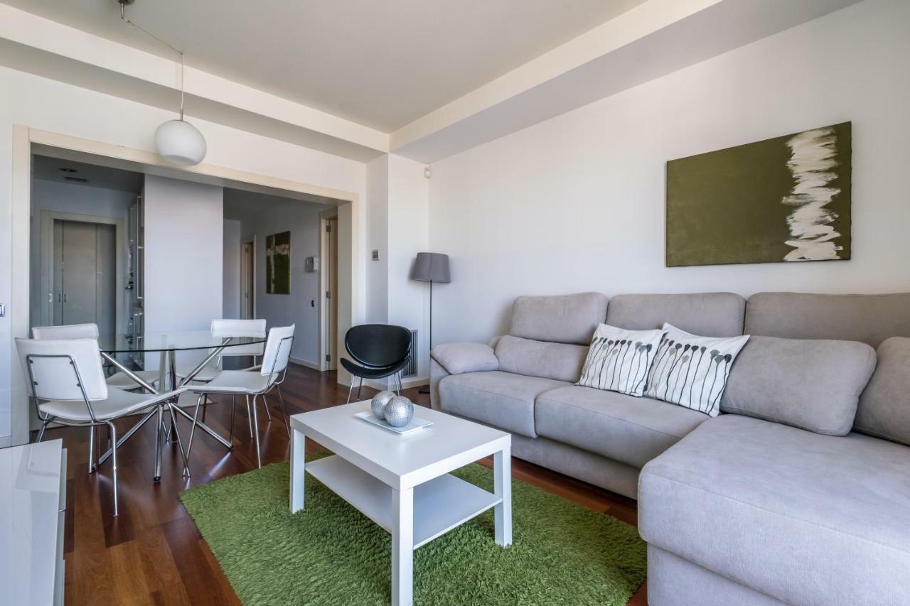 Rent Top Apartments Near Plaza De Catalunya Barcelona Eksteriør bilde