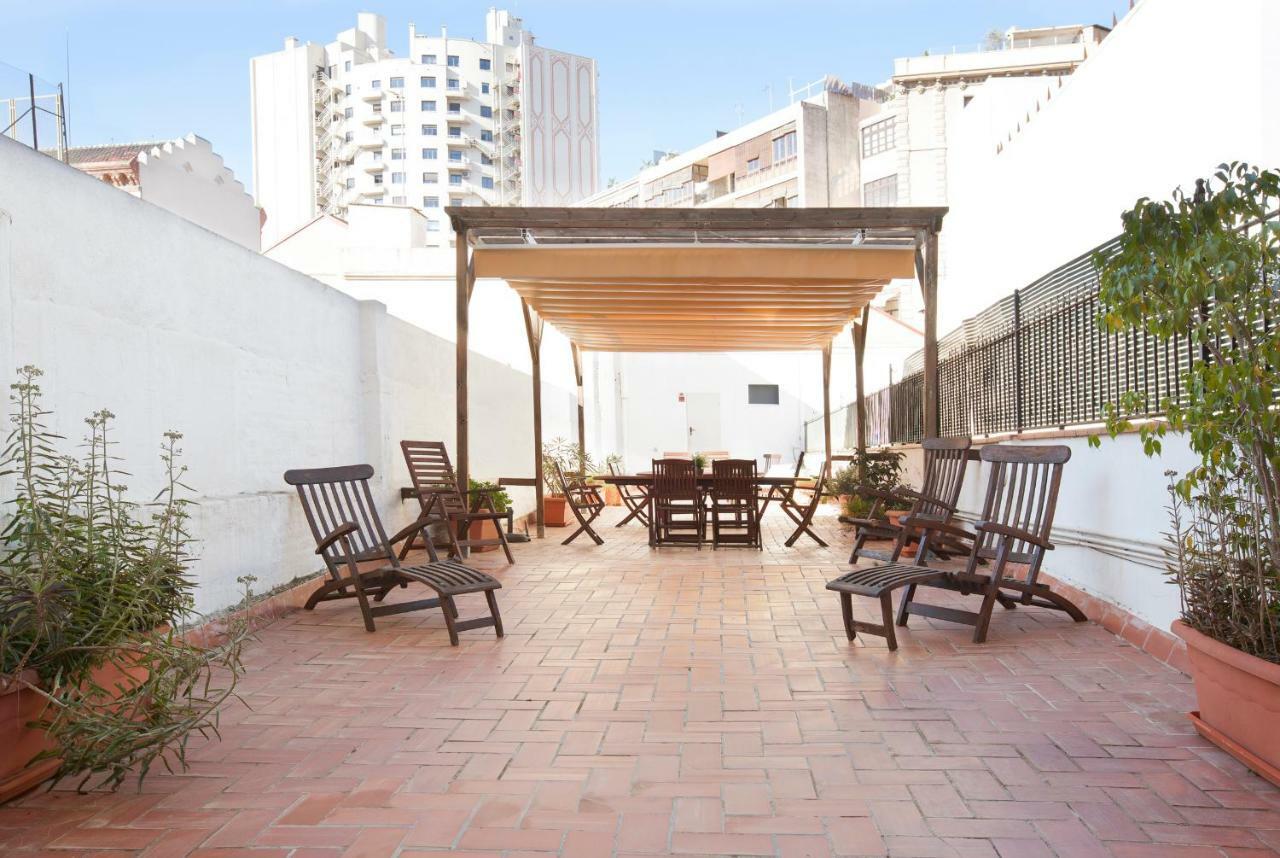 Rent Top Apartments Near Plaza De Catalunya Barcelona Eksteriør bilde