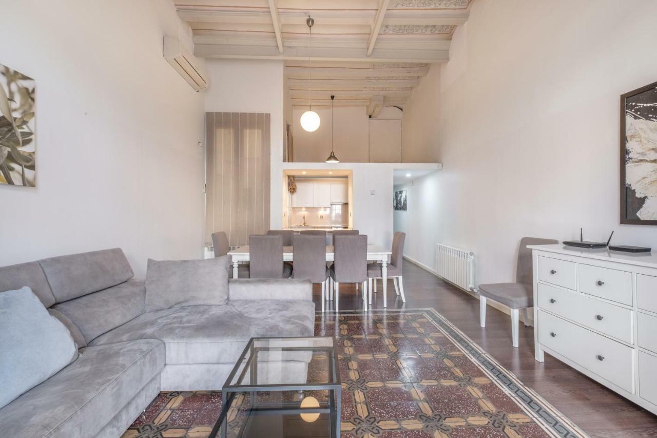 Rent Top Apartments Near Plaza De Catalunya Barcelona Eksteriør bilde